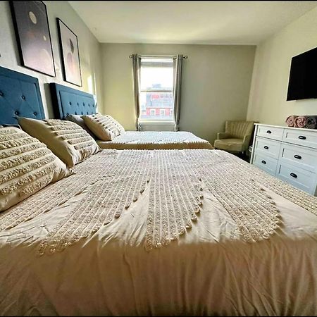 4 Bedroom 3 Bath Sleeps 10 Pet Friendly Private Backyard, 2 Car Garage, City Views, Close To All Stadiums And Casino Pittsburgh Eksteriør bilde